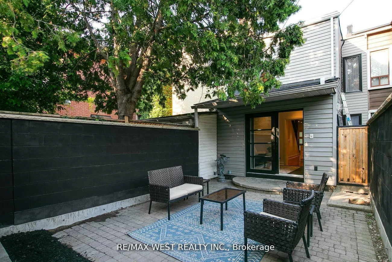 414, Clendenan, Junction Area, Toronto