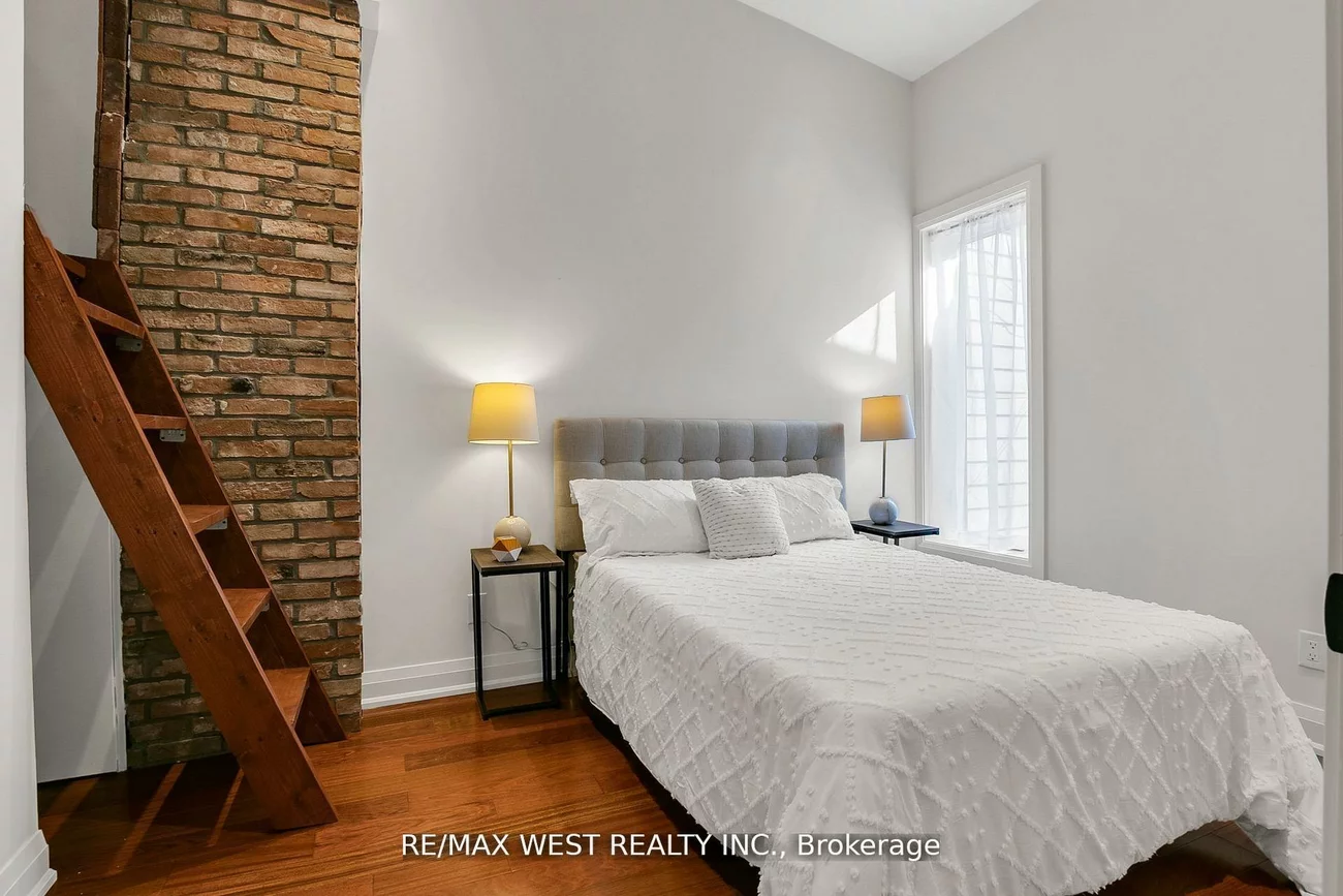 414, Clendenan, Junction Area, Toronto