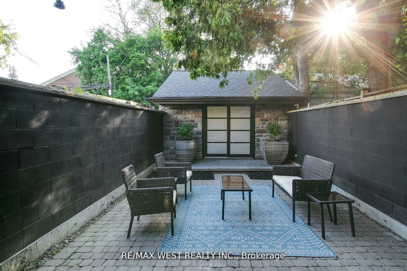 414, Clendenan, Junction Area, Toronto