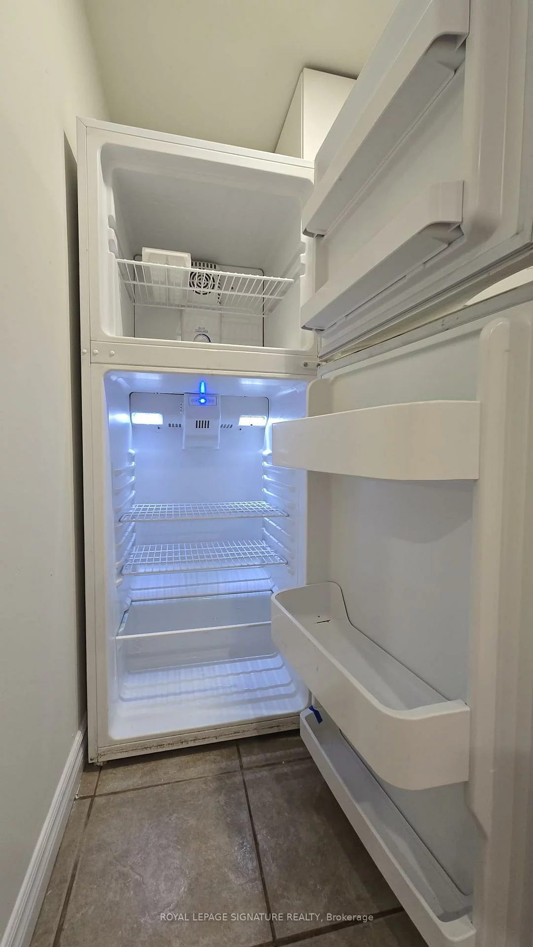 3661, Lakeshore, Long Branch, Toronto