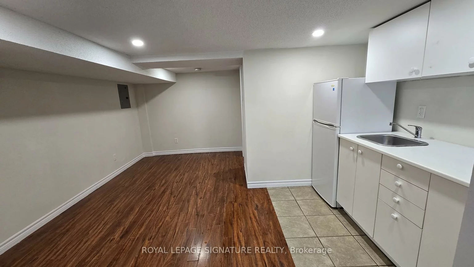 3661, Lakeshore, Long Branch, Toronto