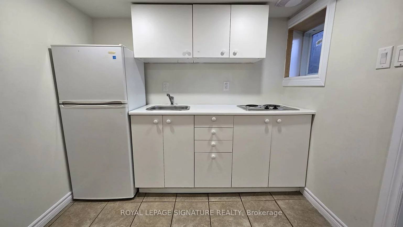 3661, Lakeshore, Long Branch, Toronto