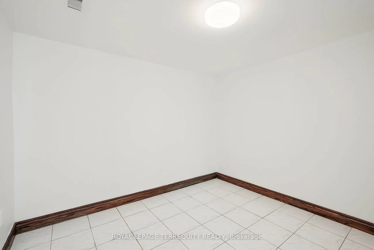 664, Scarlett, Humber Heights, Toronto