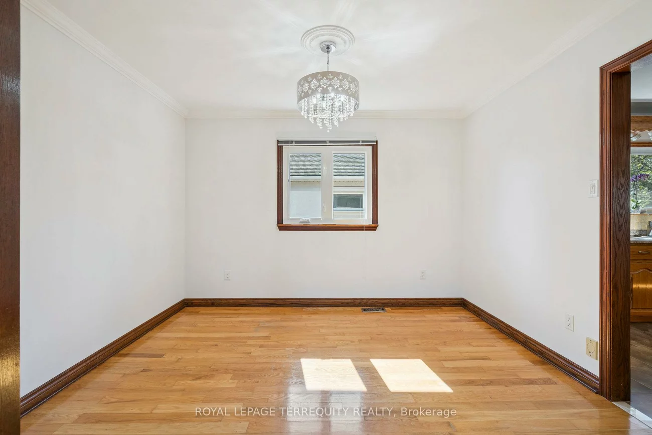 664, Scarlett, Humber Heights, Toronto