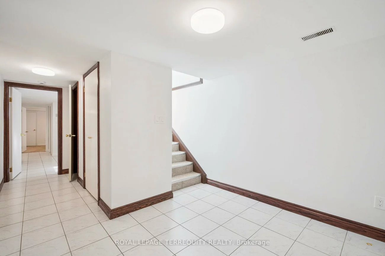 664, Scarlett, Humber Heights, Toronto