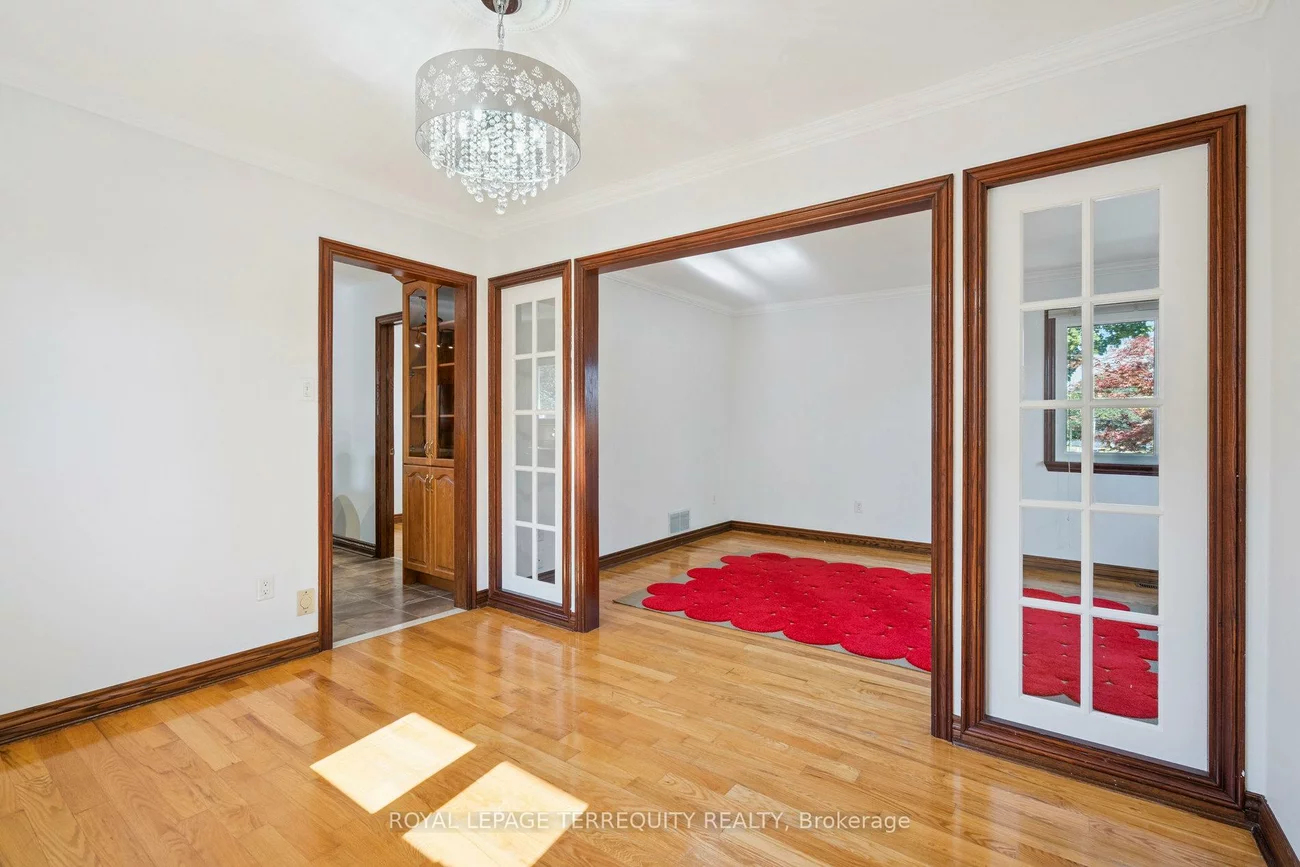 664, Scarlett, Humber Heights, Toronto