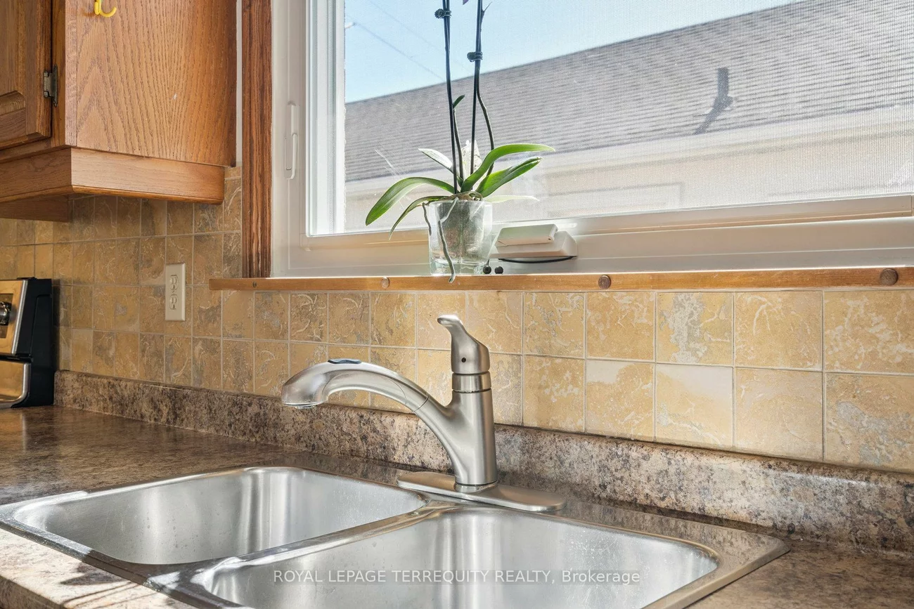 664, Scarlett, Humber Heights, Toronto