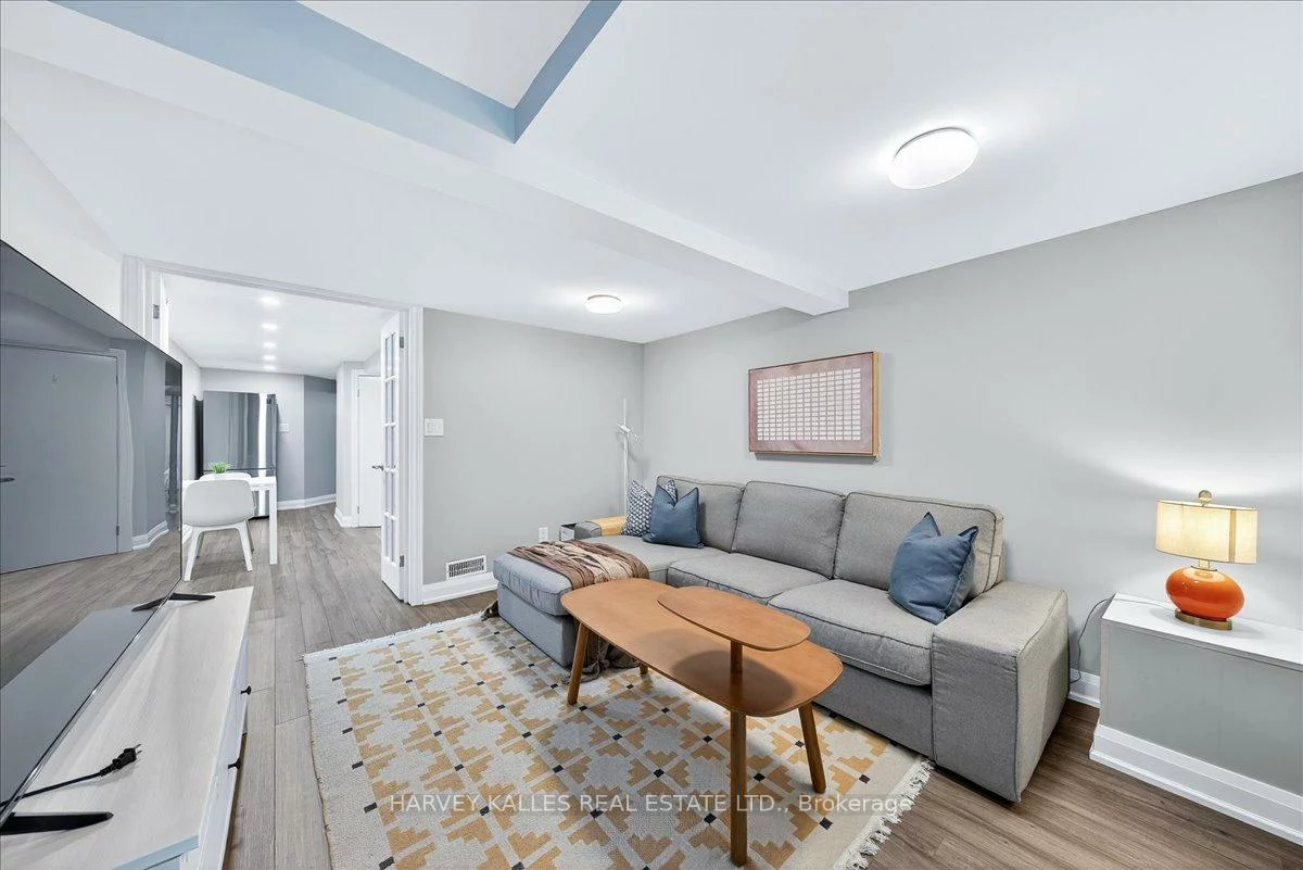 338, Bartlett, Dovercourt-Wallace Emerson-Junction, Toronto