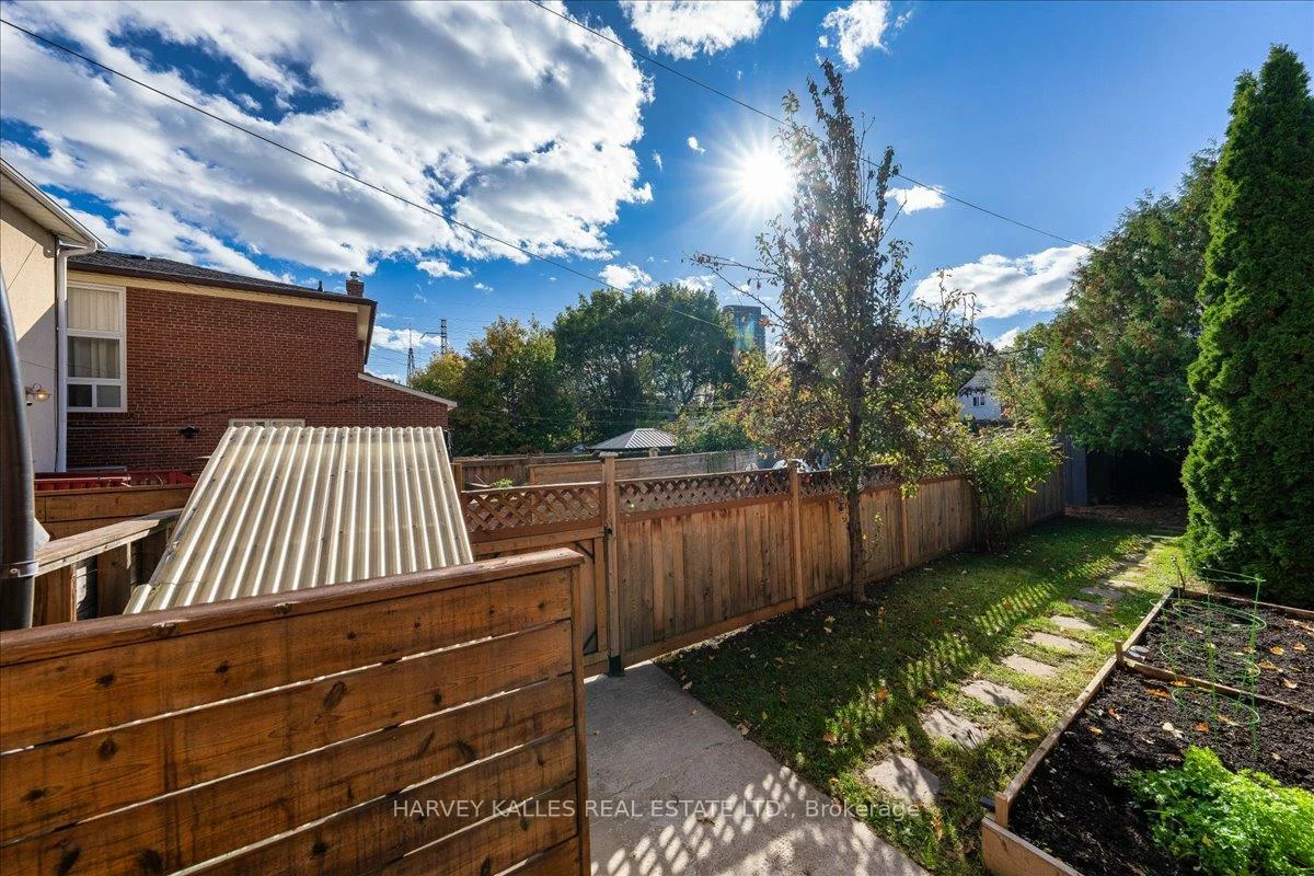 338, Bartlett, Dovercourt-Wallace Emerson-Junction, Toronto