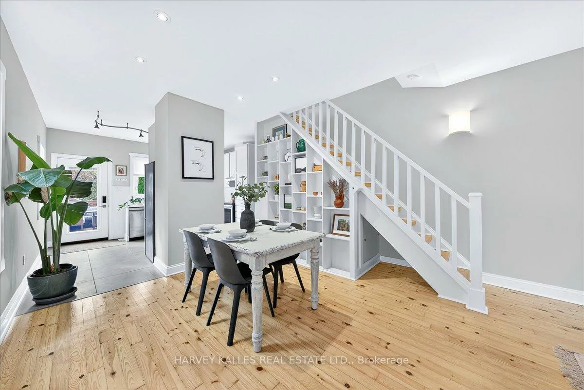 338, Bartlett, Dovercourt-Wallace Emerson-Junction, Toronto