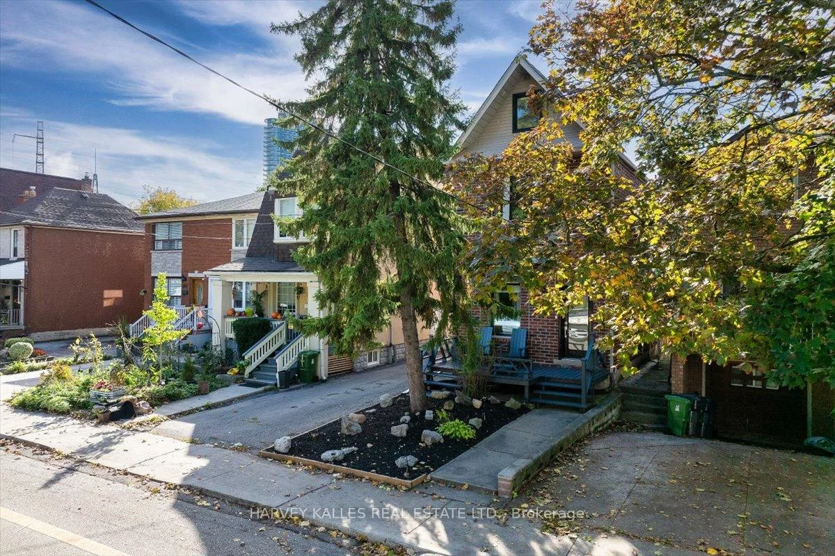 338, Bartlett, Dovercourt-Wallace Emerson-Junction, Toronto