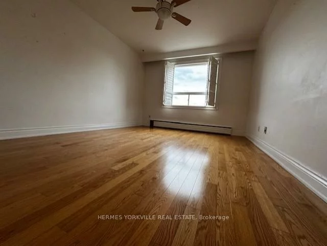 20, Elway, Yorkdale-Glen Park, Toronto