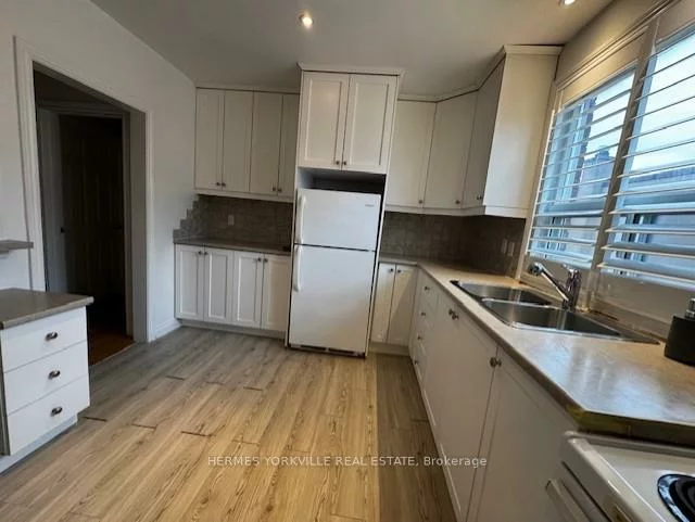 20, Elway, Yorkdale-Glen Park, Toronto