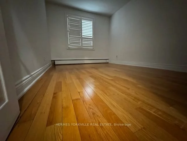 20, Elway, Yorkdale-Glen Park, Toronto