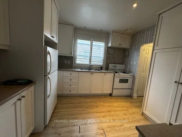 20, Elway, Yorkdale-Glen Park, Toronto