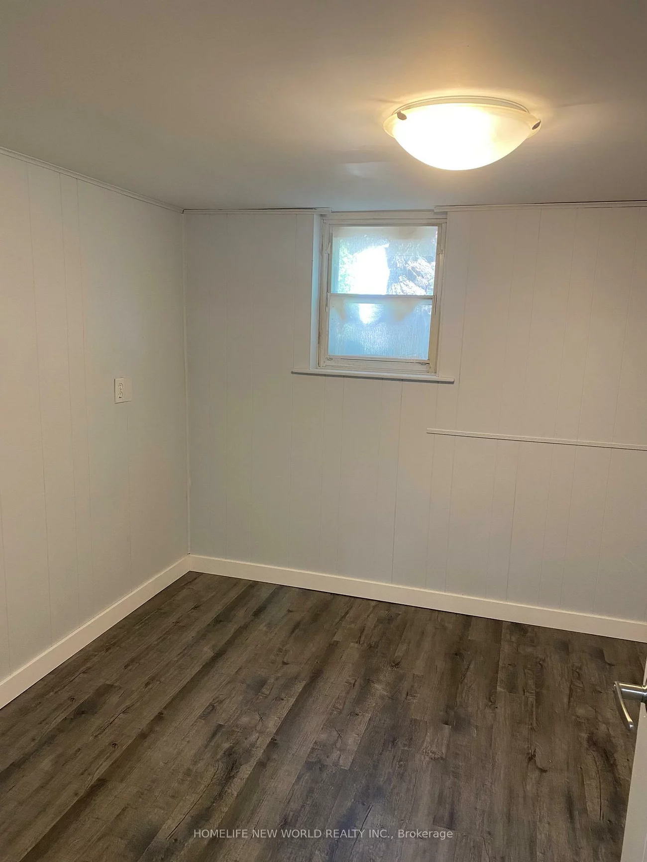 312, Whitmore B2, Briar Hill-Belgravia, Toronto