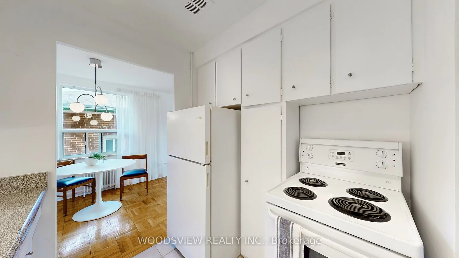 554, Harvie, Caledonia-Fairbank, Toronto