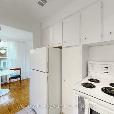 554, Harvie, Caledonia-Fairbank, Toronto