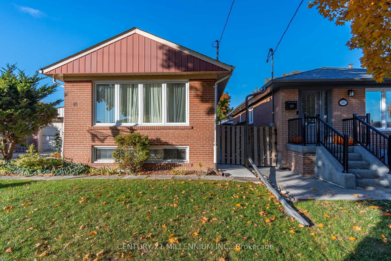 18, Margrath, Eringate-Centennial-West Deane, Toronto