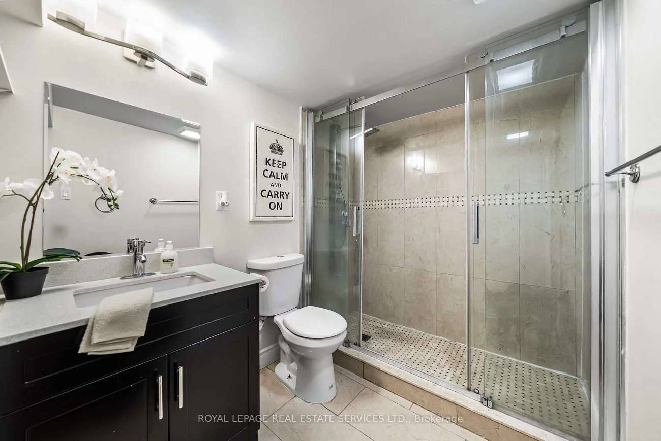 39, Rangoon, Eringate-Centennial-West Deane, Toronto