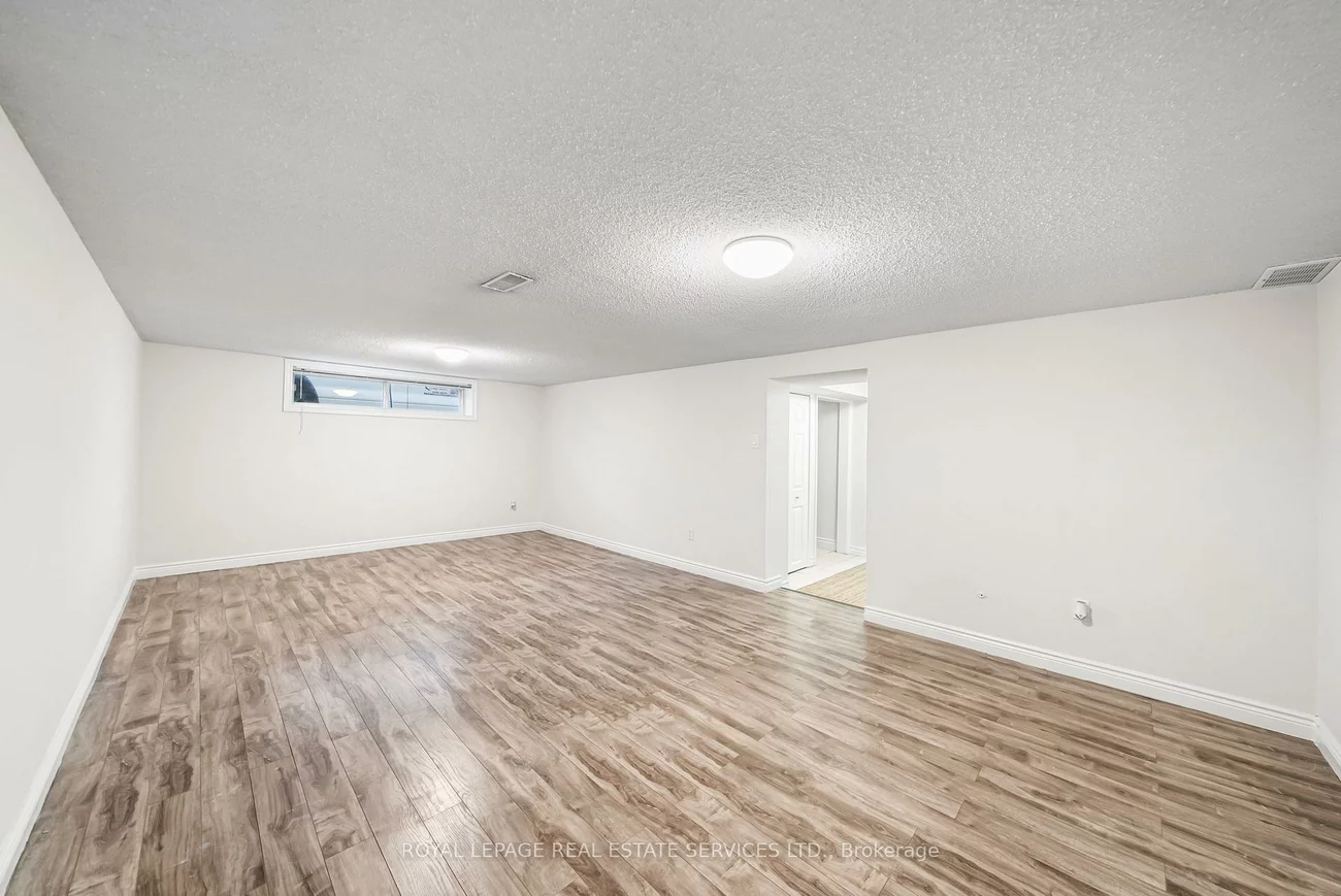 39, Rangoon, Eringate-Centennial-West Deane, Toronto