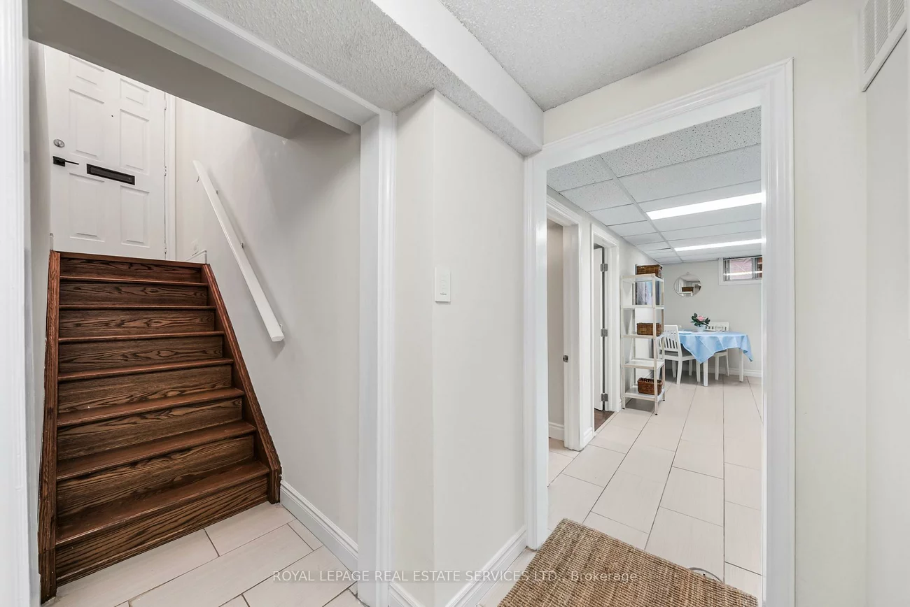 39, Rangoon, Eringate-Centennial-West Deane, Toronto