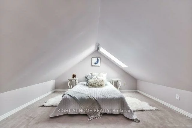 41, Sixth, New Toronto, Toronto