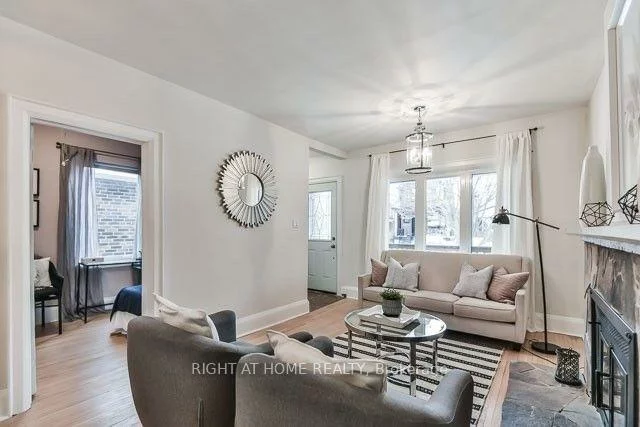 41, Sixth, New Toronto, Toronto