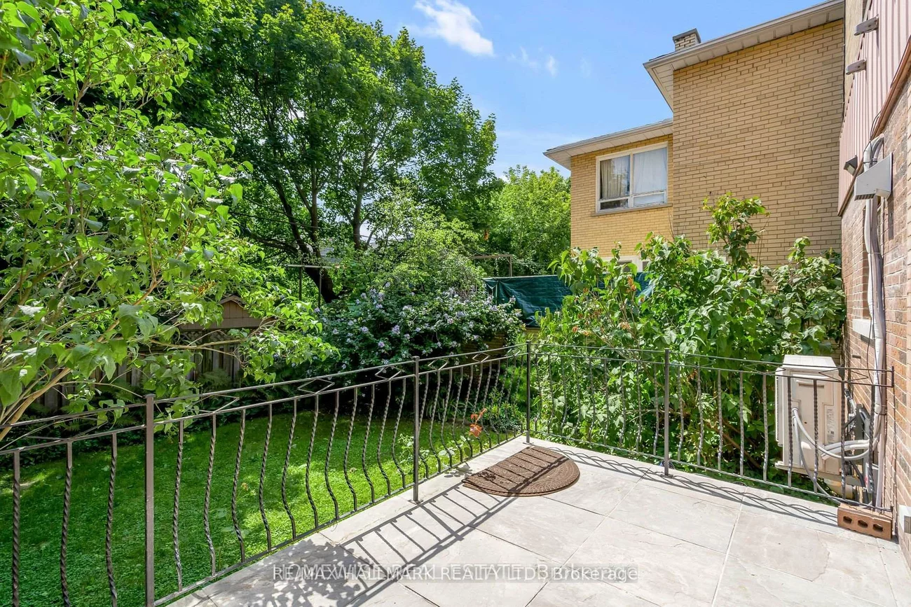 5, High Park, High Park-Swansea, Toronto