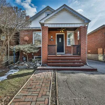 49, Fourth, Mimico, Toronto