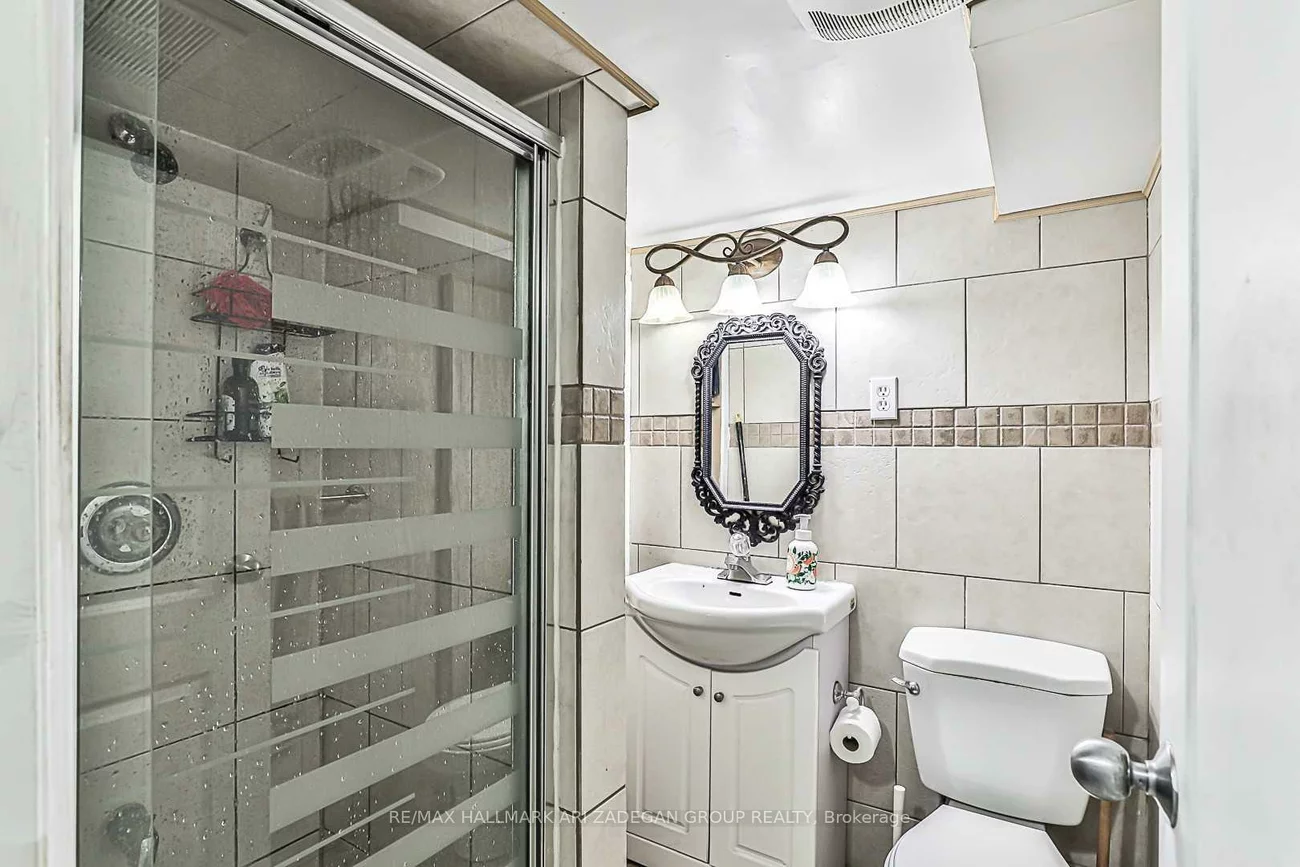 75, Fairfield, Long Branch, Toronto