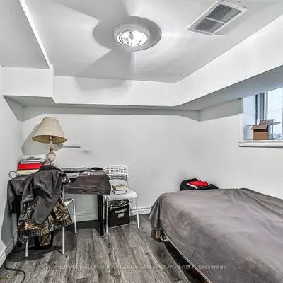 75, Fairfield, Long Branch, Toronto