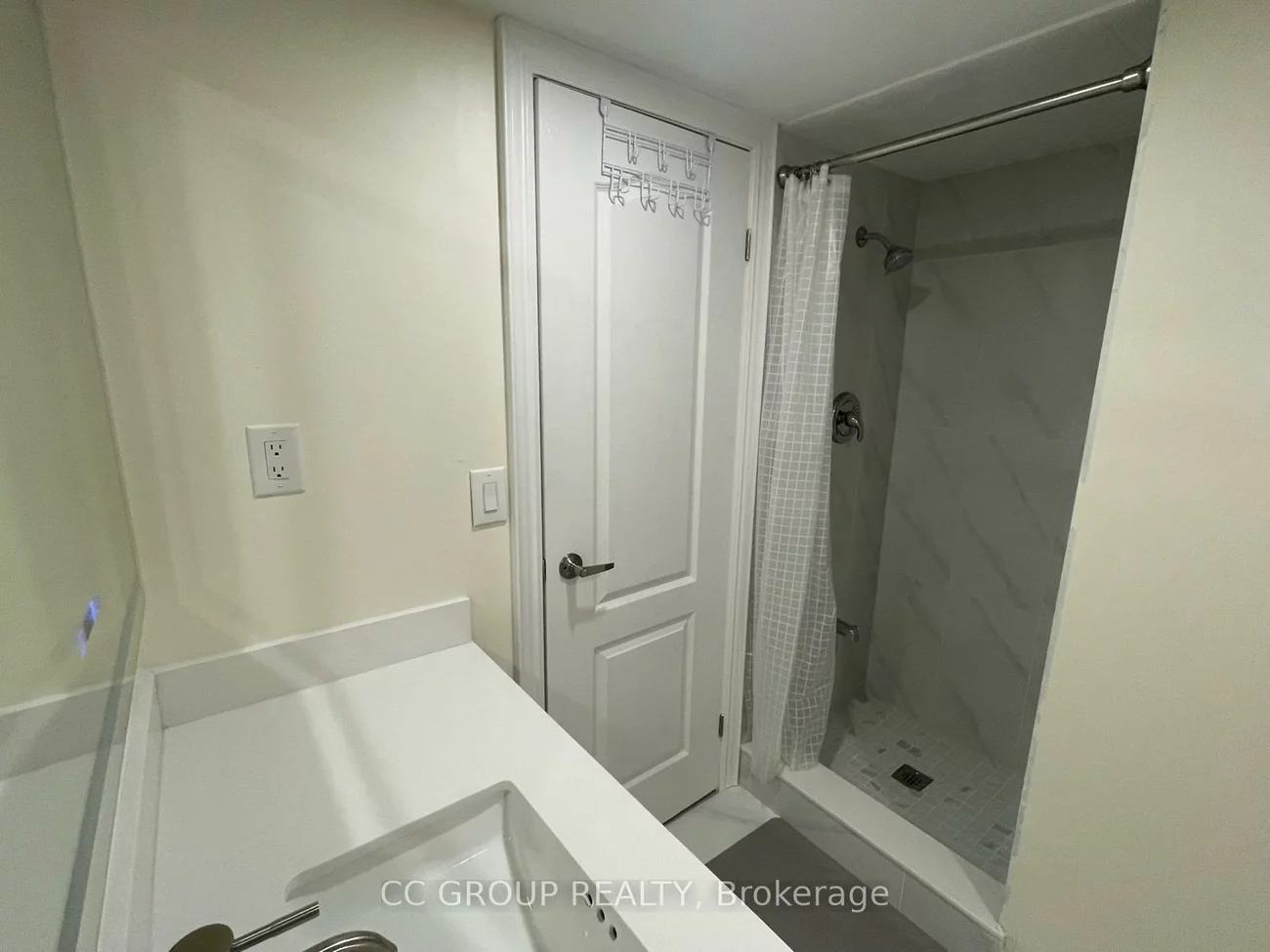 384, Maple Leaf, Maple Leaf, Toronto