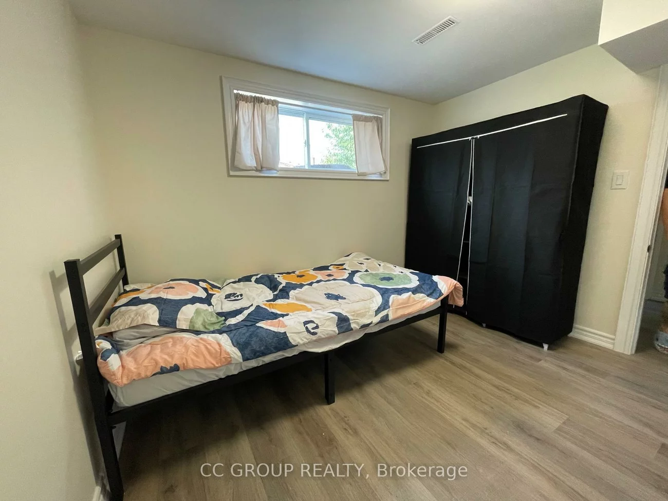 384, Maple Leaf, Maple Leaf, Toronto