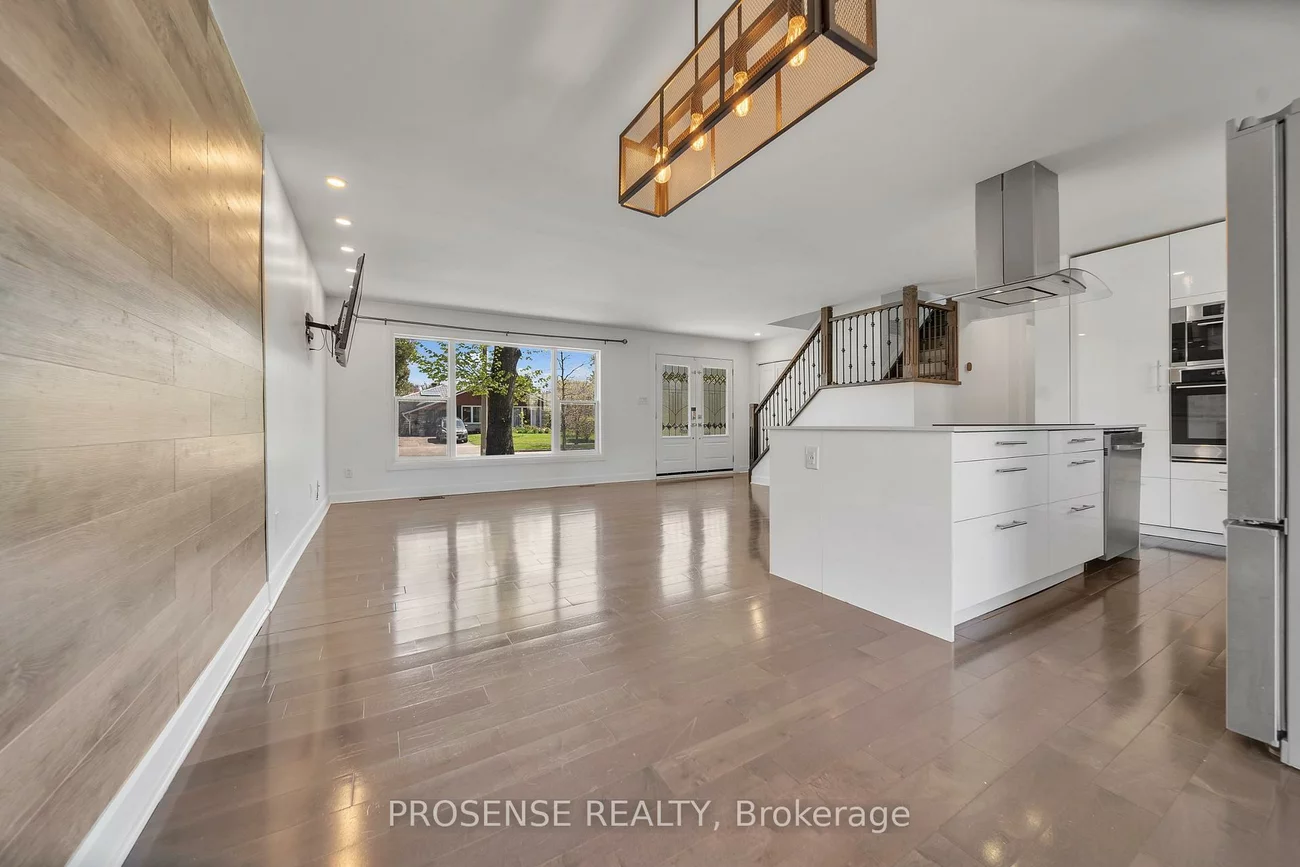 8, Vanderbrent, Willowridge-Martingrove-Richview, Toronto