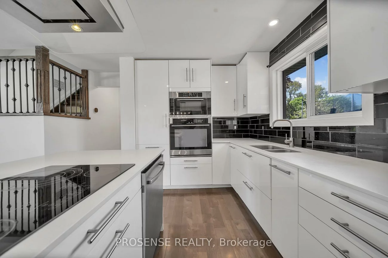 8, Vanderbrent, Willowridge-Martingrove-Richview, Toronto