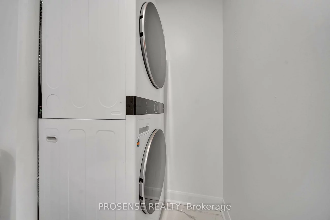 8, Vanderbrent, Willowridge-Martingrove-Richview, Toronto