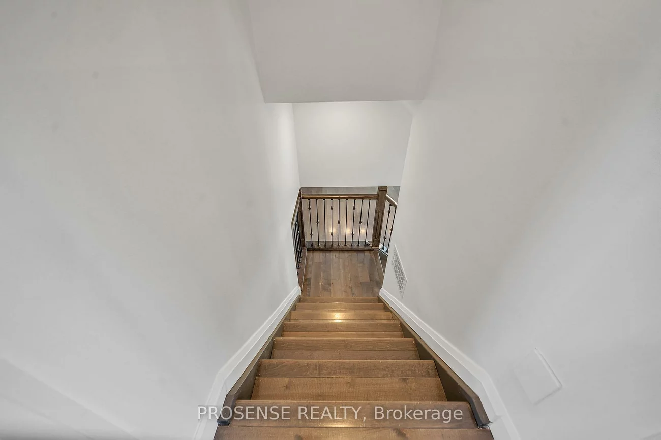 8, Vanderbrent, Willowridge-Martingrove-Richview, Toronto