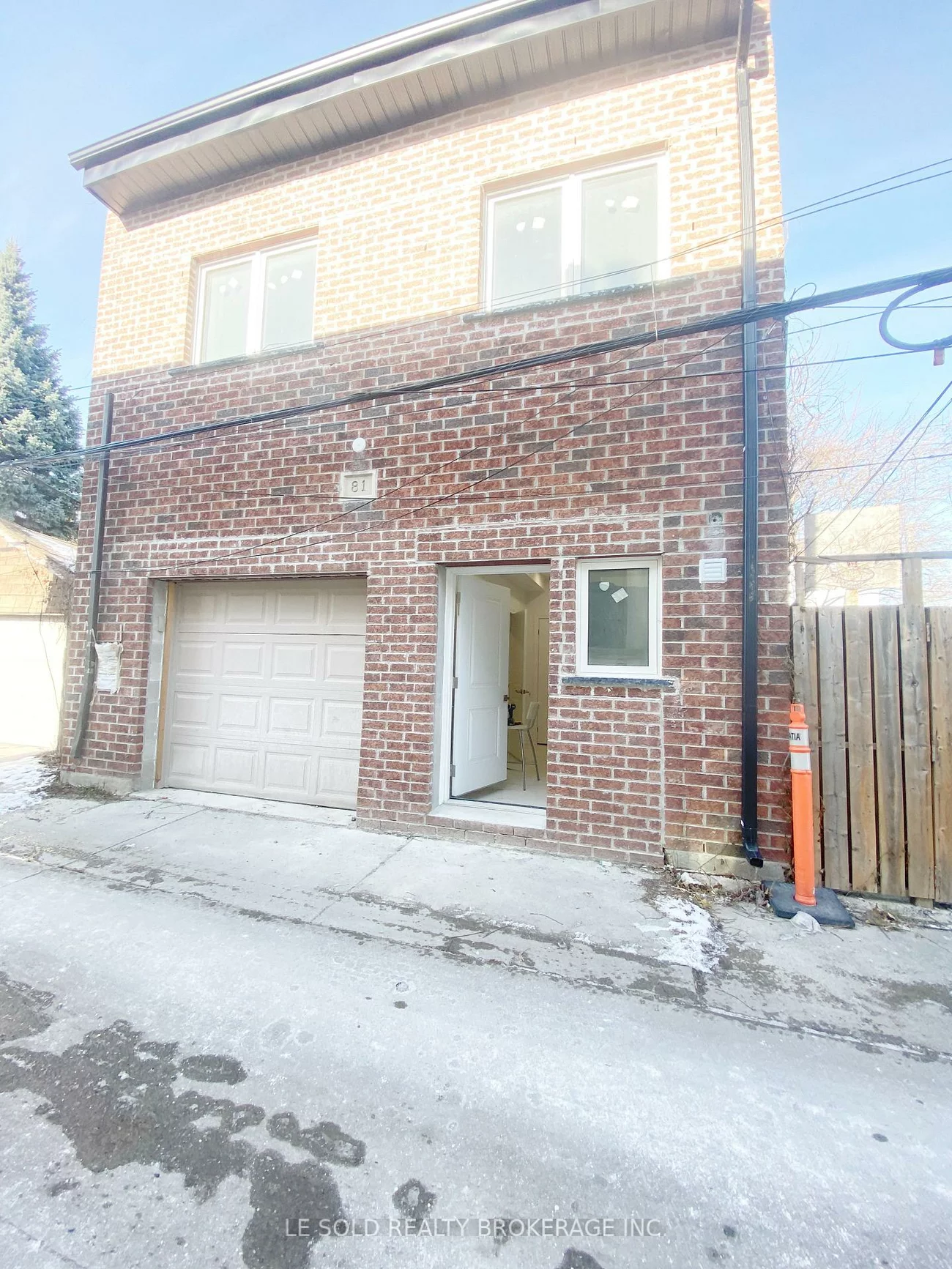 81, Hallam, Dovercourt-Wallace Emerson-Junction, Toronto