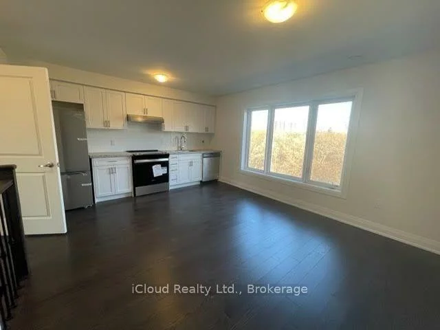 33, Wild Rose, Rustic, Toronto