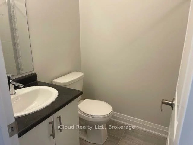 33, Wild Rose, Rustic, Toronto