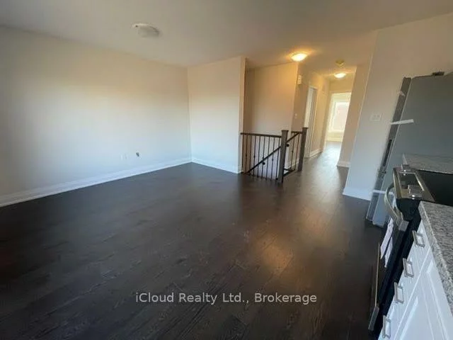 33, Wild Rose, Rustic, Toronto