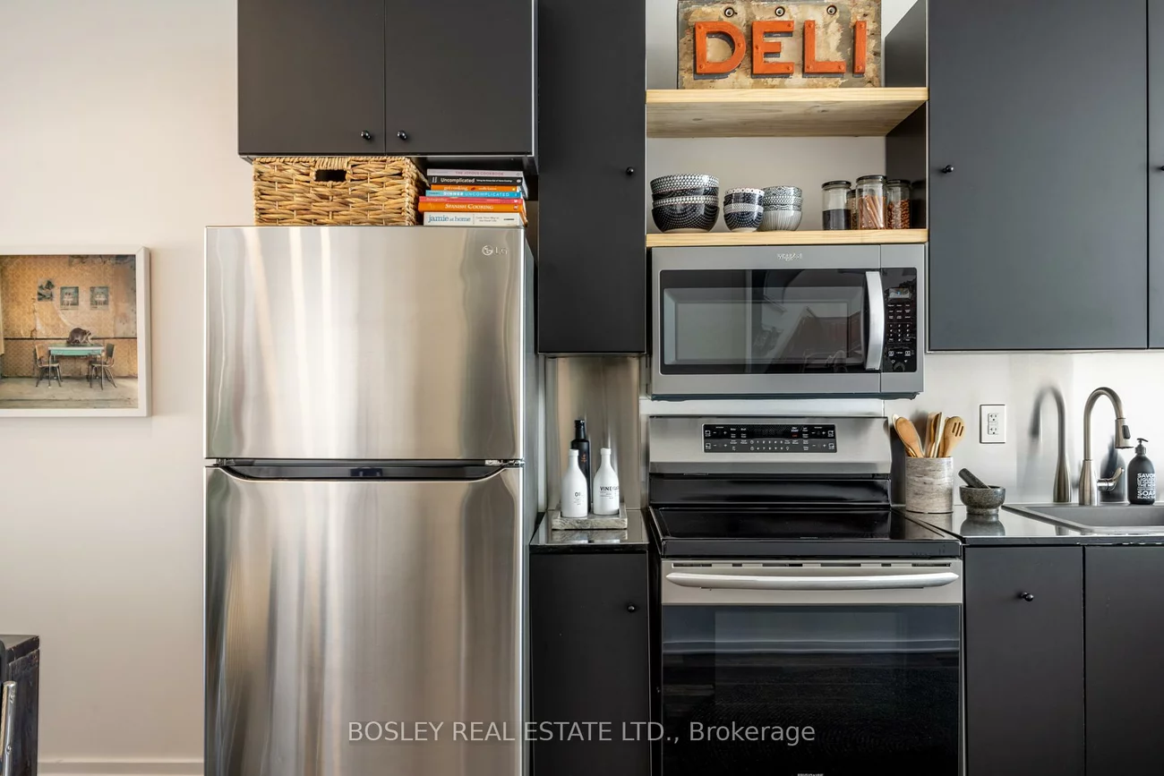 1007, Weston, Mount Dennis, Toronto