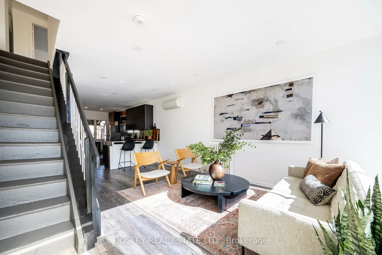 1007, Weston, Mount Dennis, Toronto