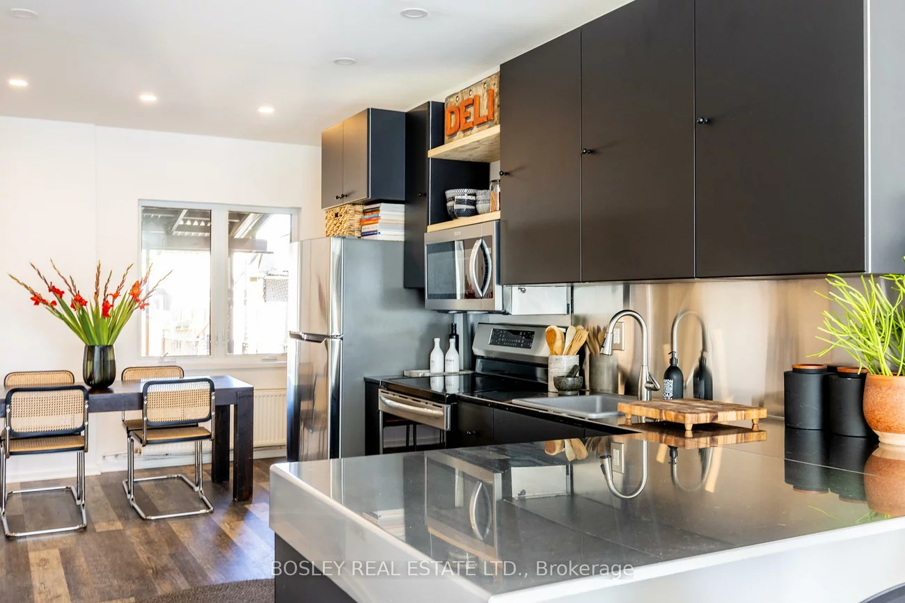 1007, Weston, Mount Dennis, Toronto