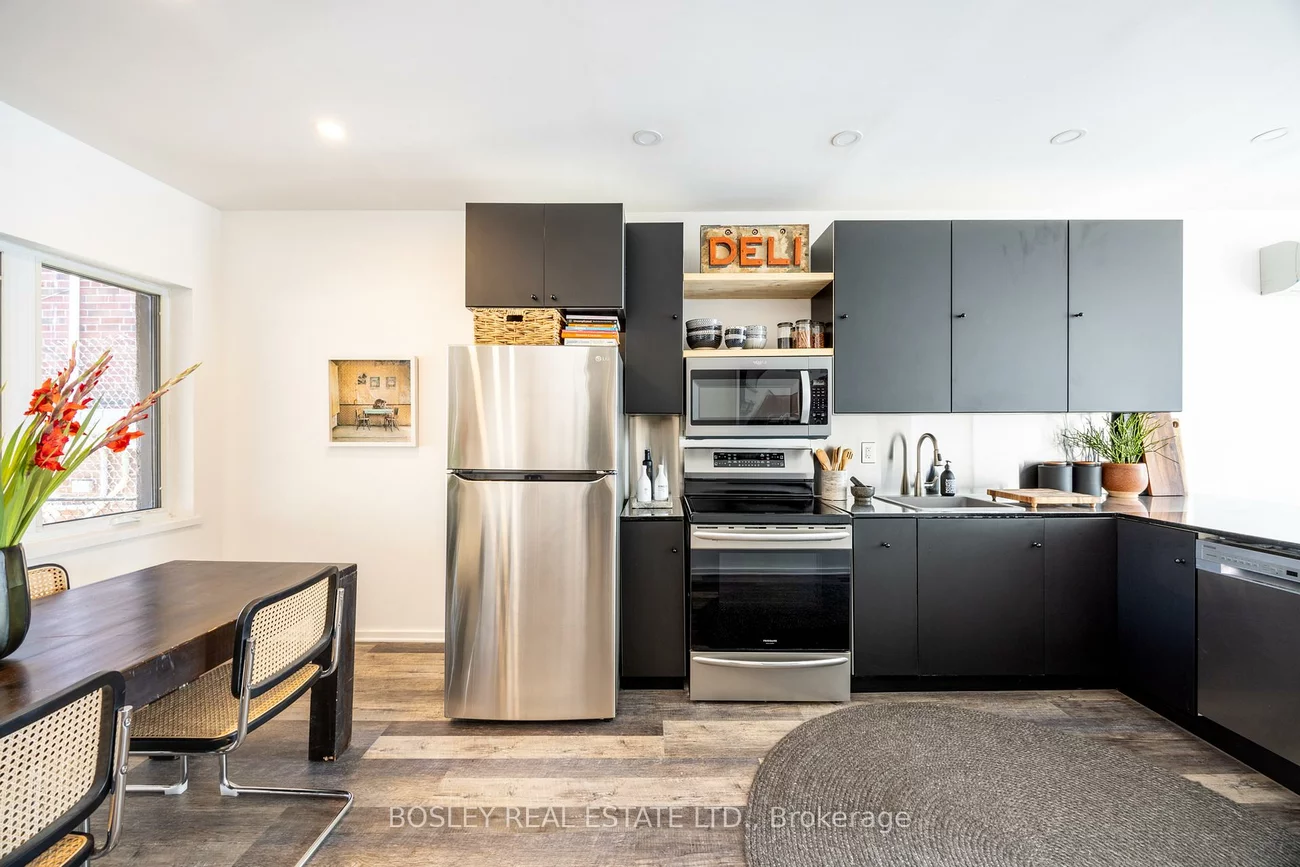 1007, Weston, Mount Dennis, Toronto