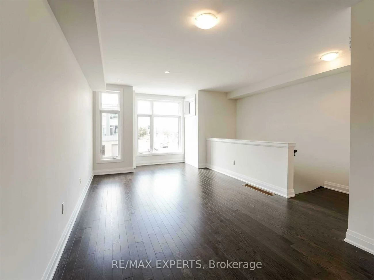 15, Wild Rose, Brookhaven-Amesbury, Toronto