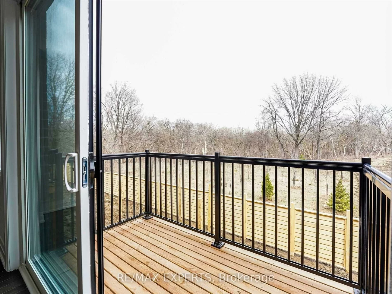 15, Wild Rose, Brookhaven-Amesbury, Toronto