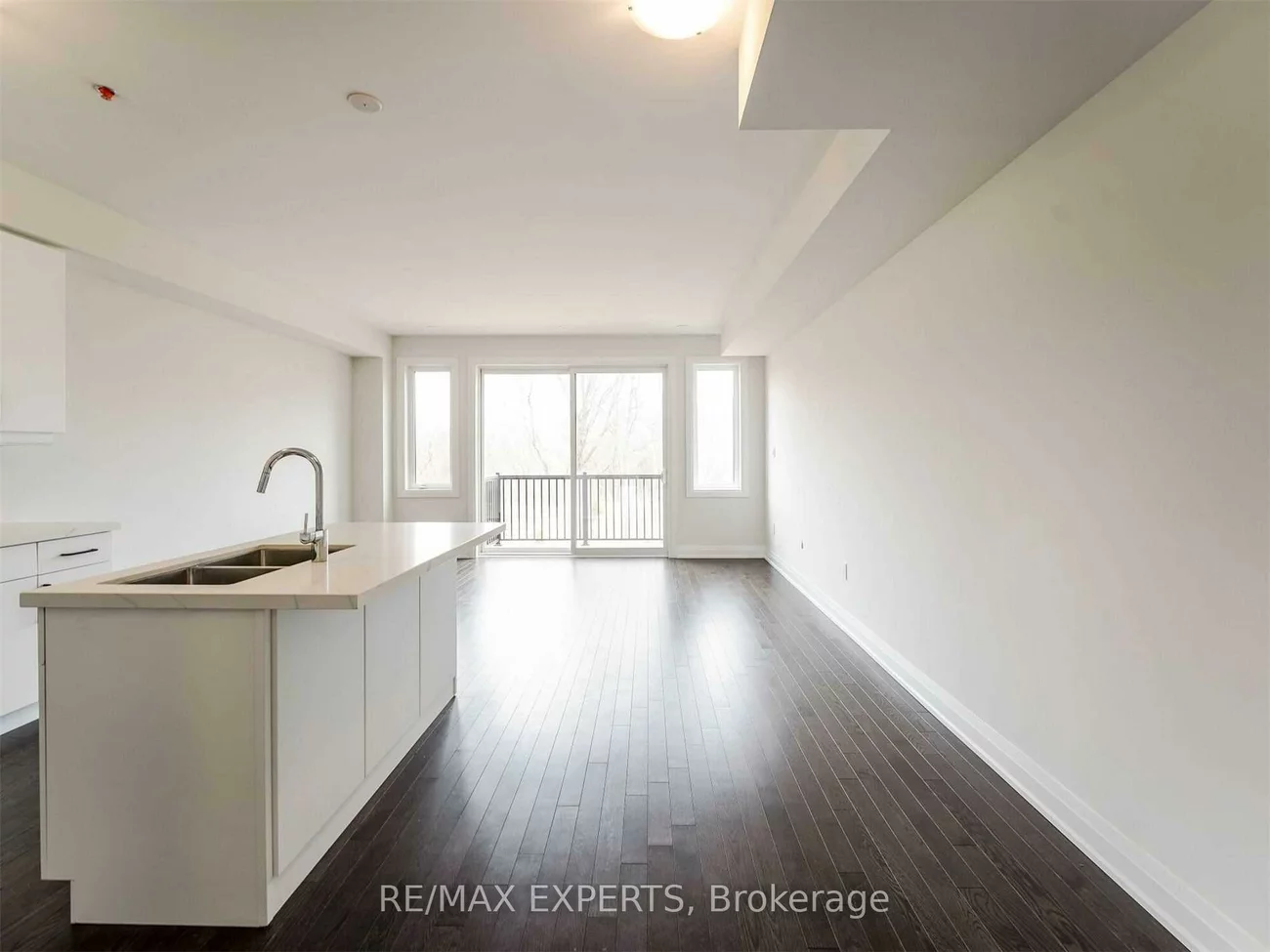 15, Wild Rose, Brookhaven-Amesbury, Toronto