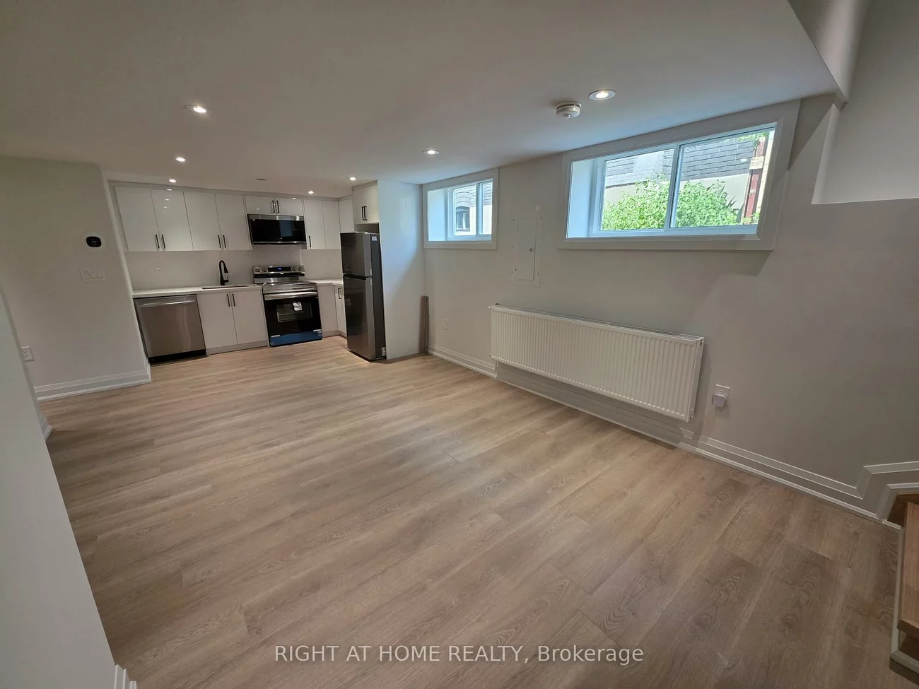 339, Ranee Ave, Yorkdale-Glen Park, Toronto